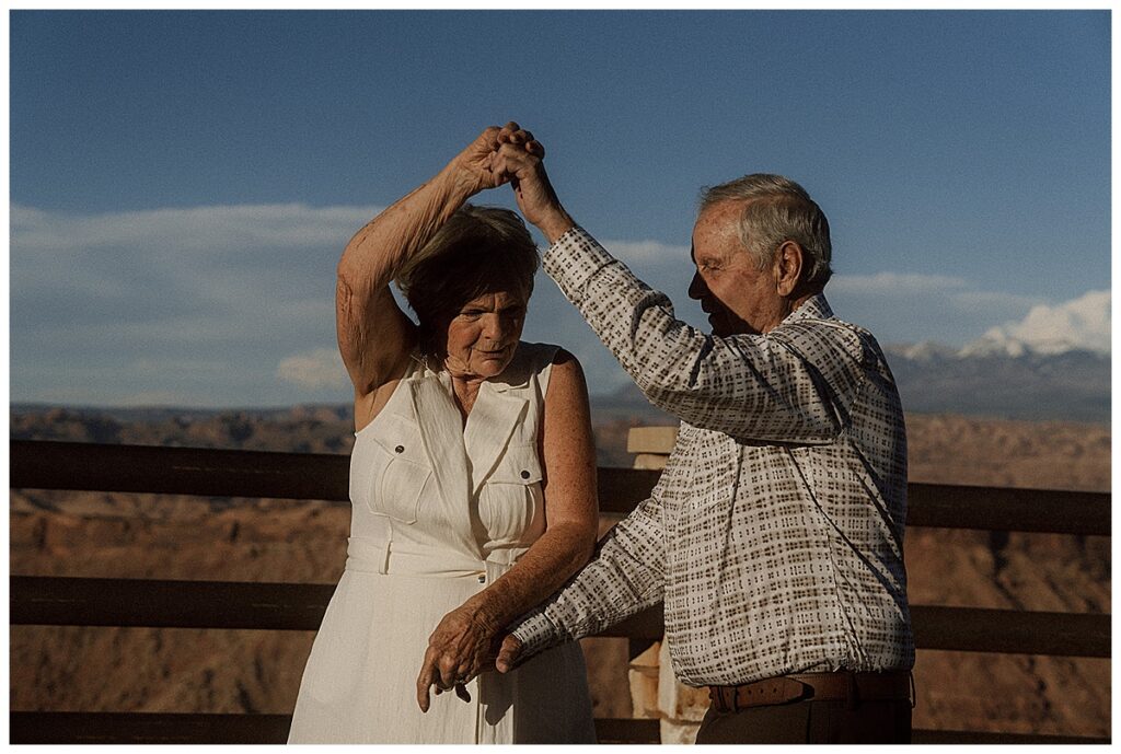 A luxury and destination photographer shares beautiful moments from a vow renewal session she photographed in Moab, Utah.